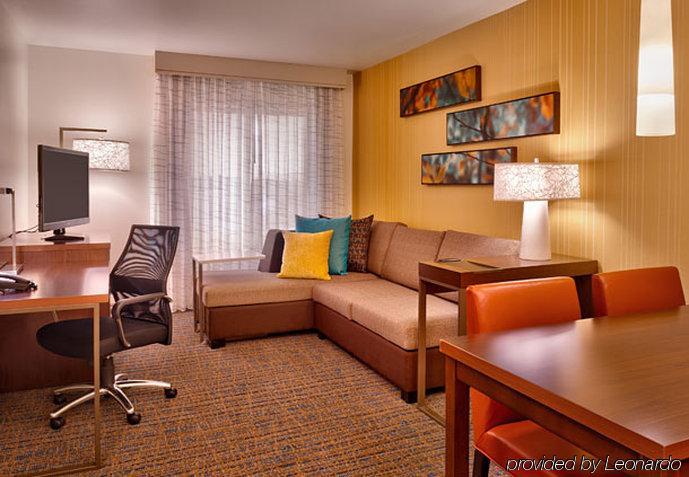 Salt Hotel 3*